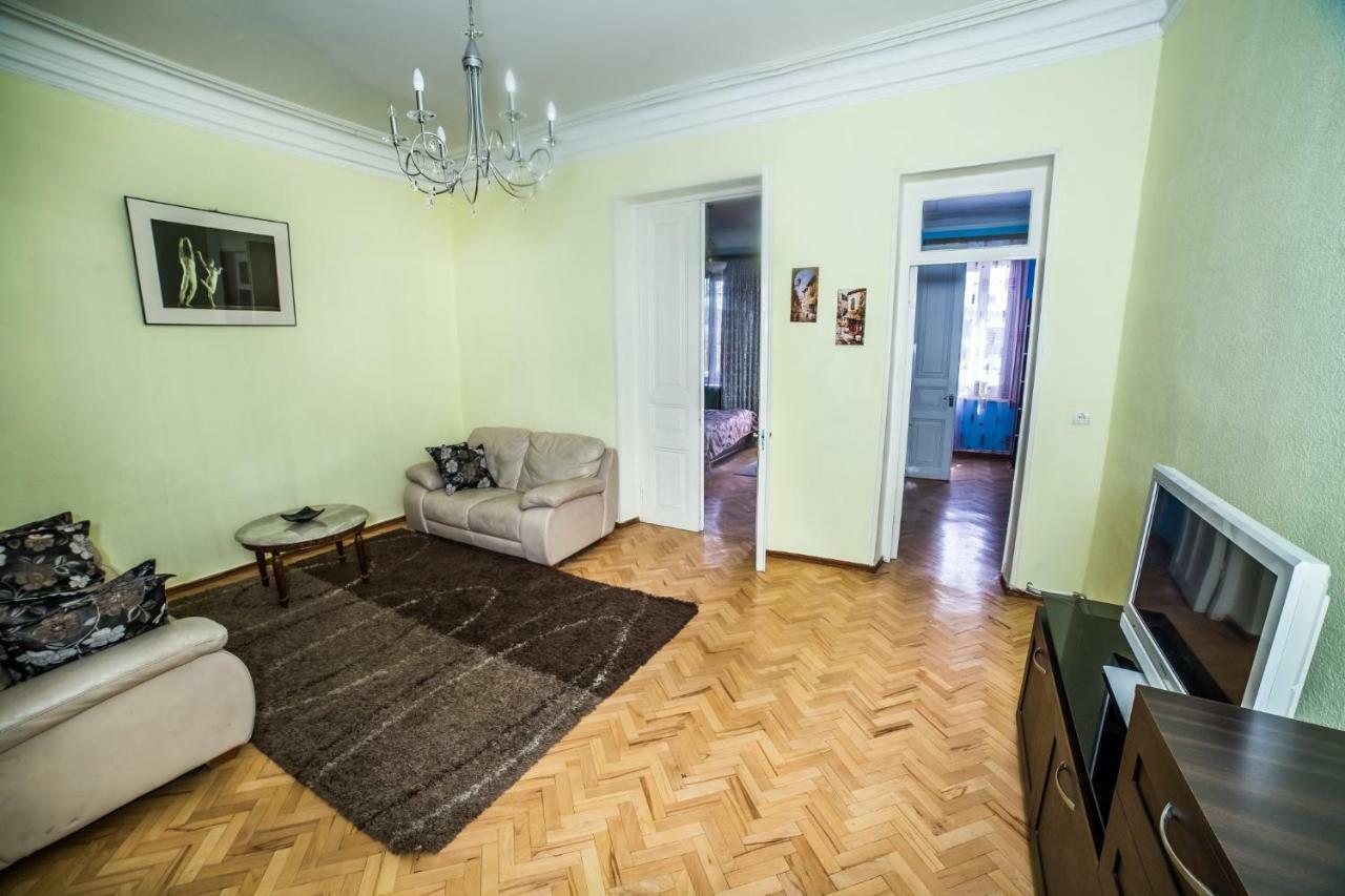 Апартаменти Gold District Тбілісі