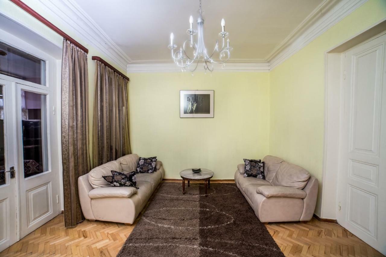 Апартаменти Gold District Тбілісі